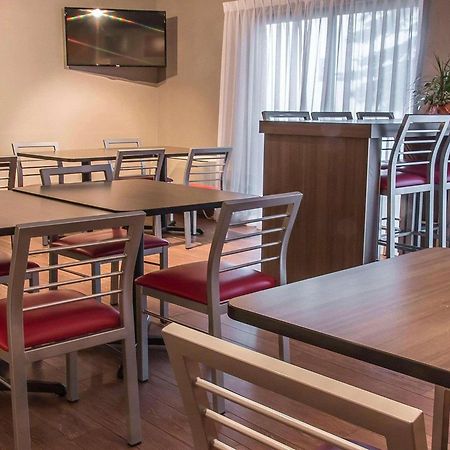 Comfort Inn Thunder Bay Exteriör bild