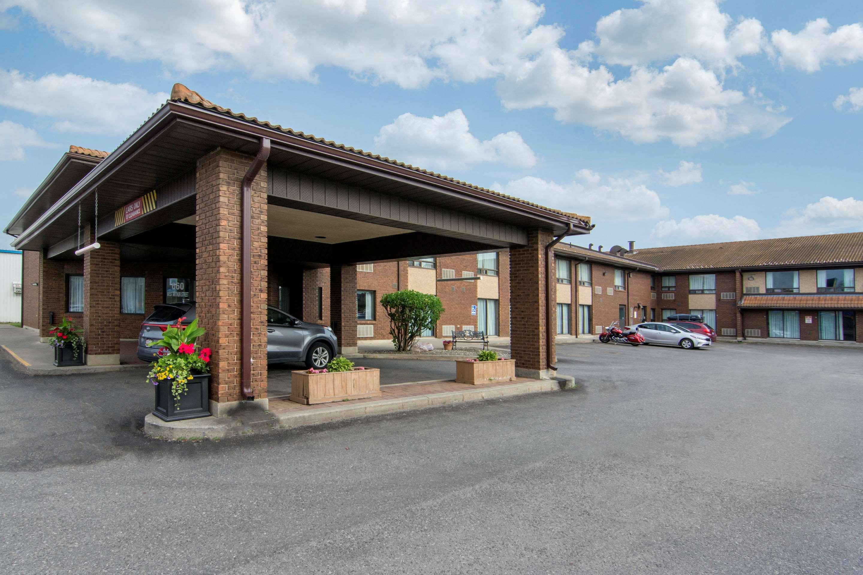 Comfort Inn Thunder Bay Exteriör bild